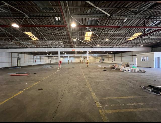 2,805M² WAREHOUSE TO LET IN BELLVILLE SOUTH